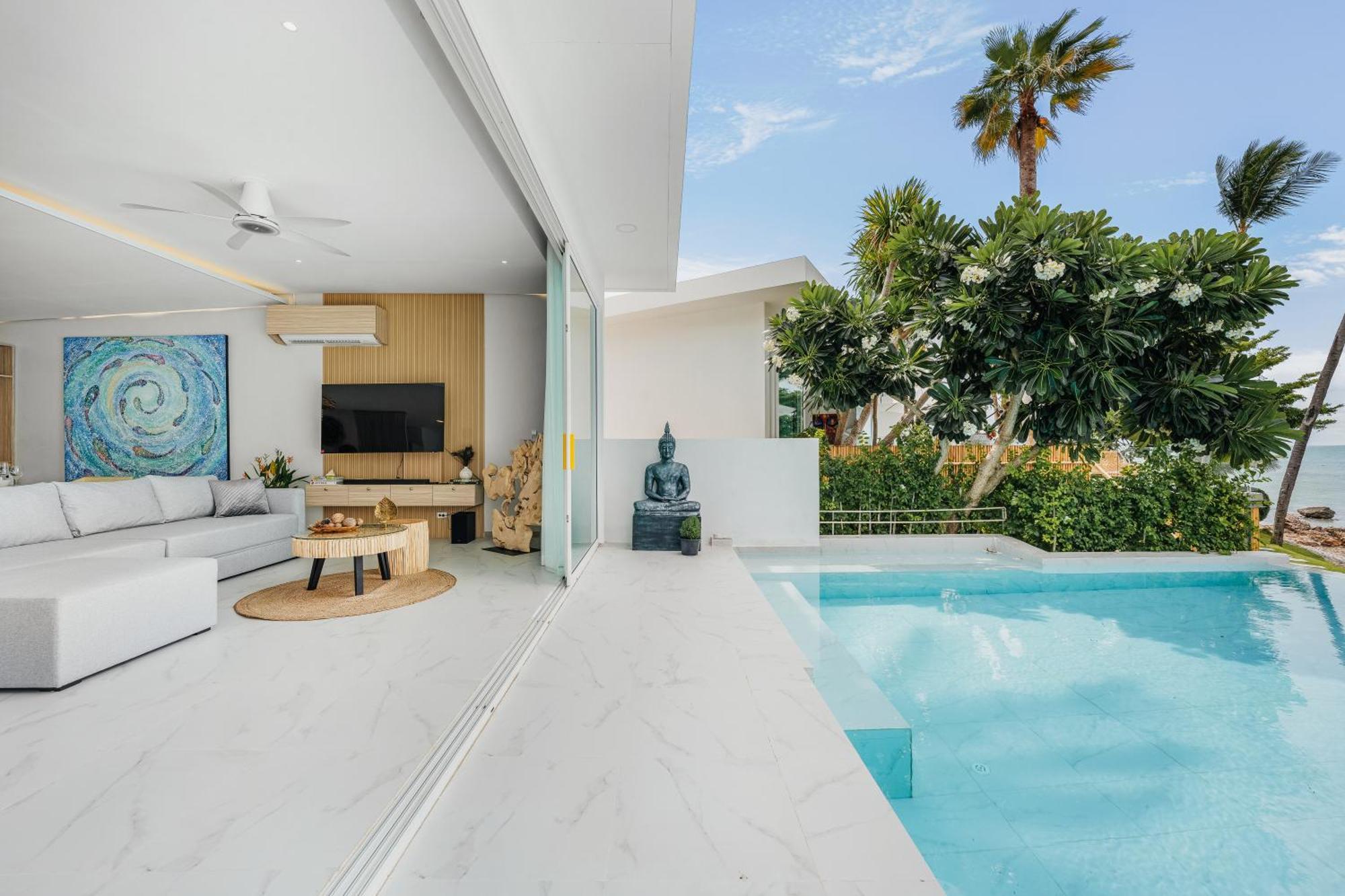 Beachfront Secret Tides Sol Villa