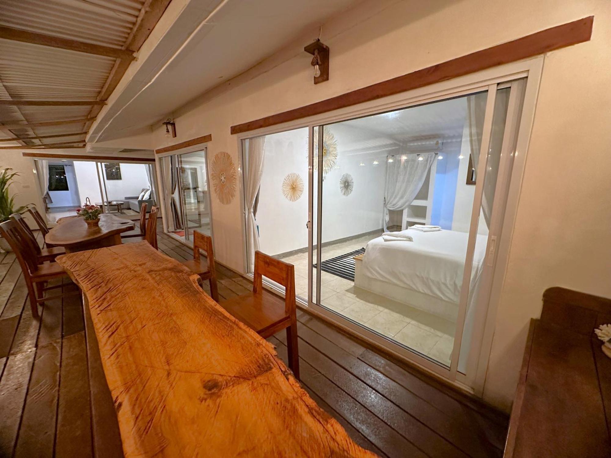 -20 Percent Off! Private Front House Sunset