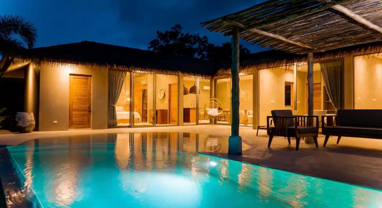 The Beautiful Colomba * Amphoe Koksamui