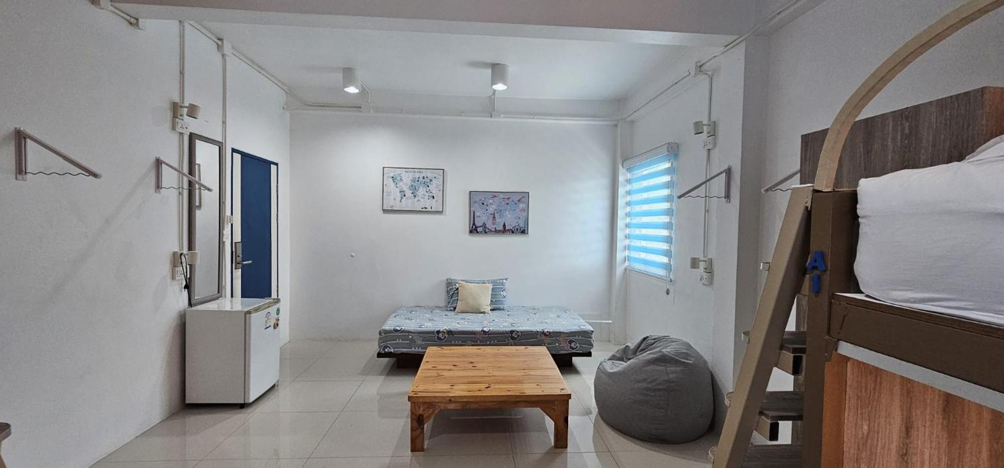The Rock Samui Poshtel Hostel