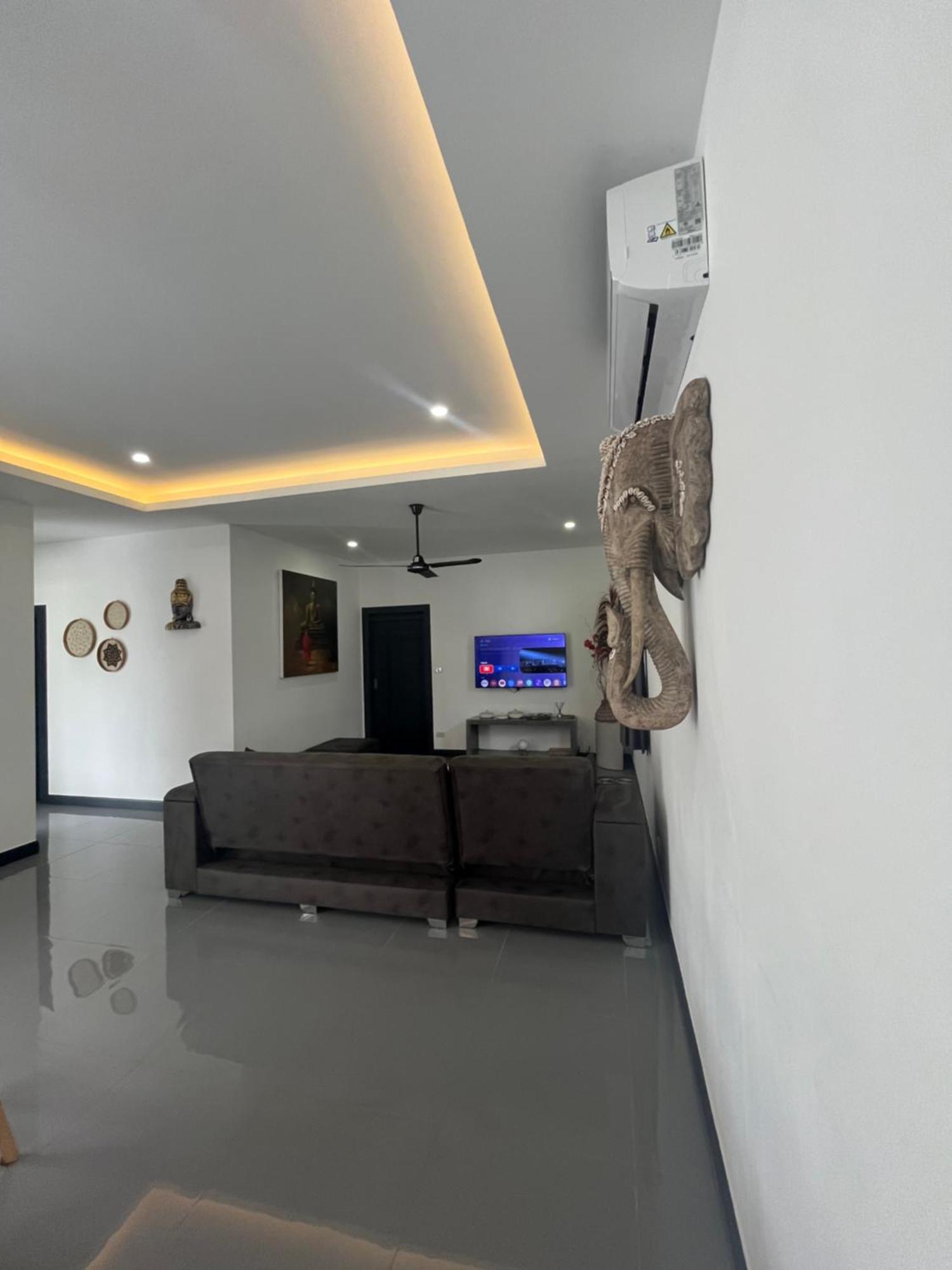 Mino Pool Villa Amphoe Koksamui