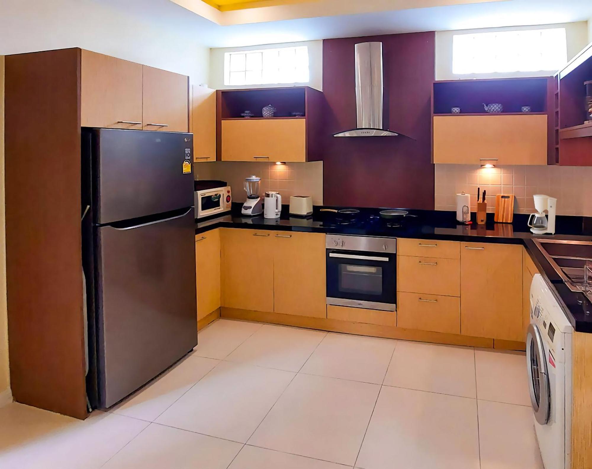 Romantic 1 Bed With Pool - 150 Mtrs To *