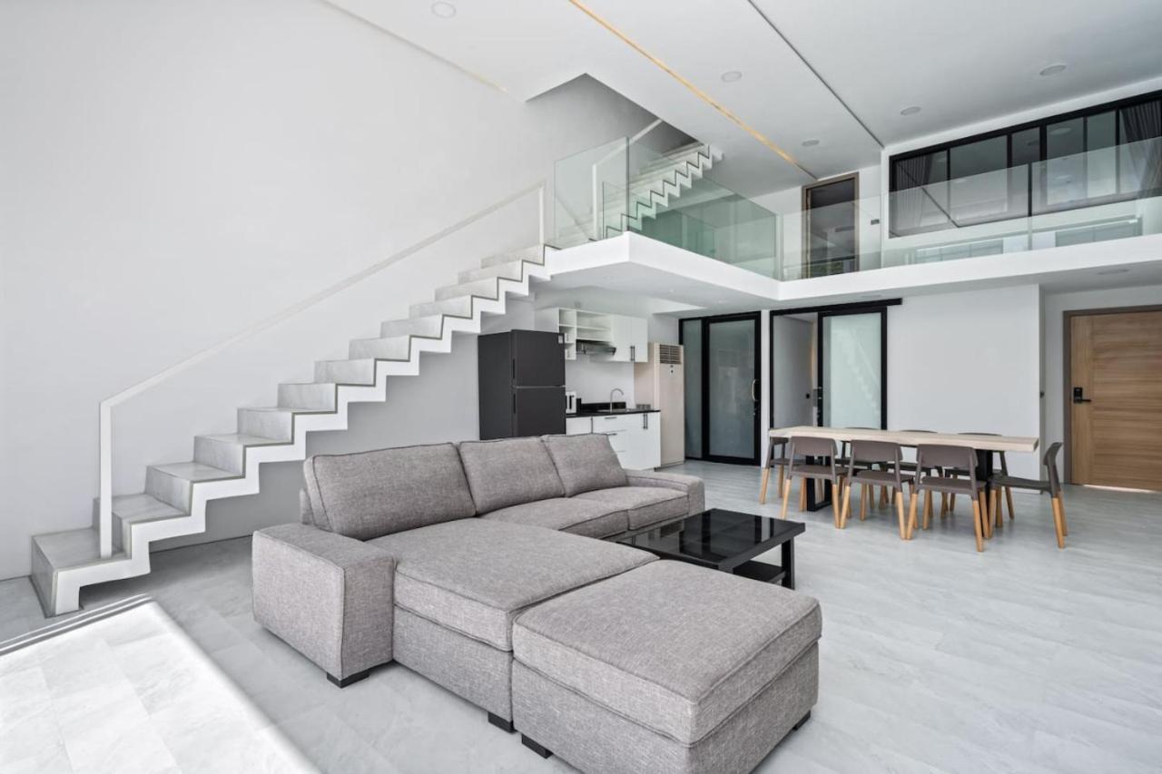 Walk 3br In Replay