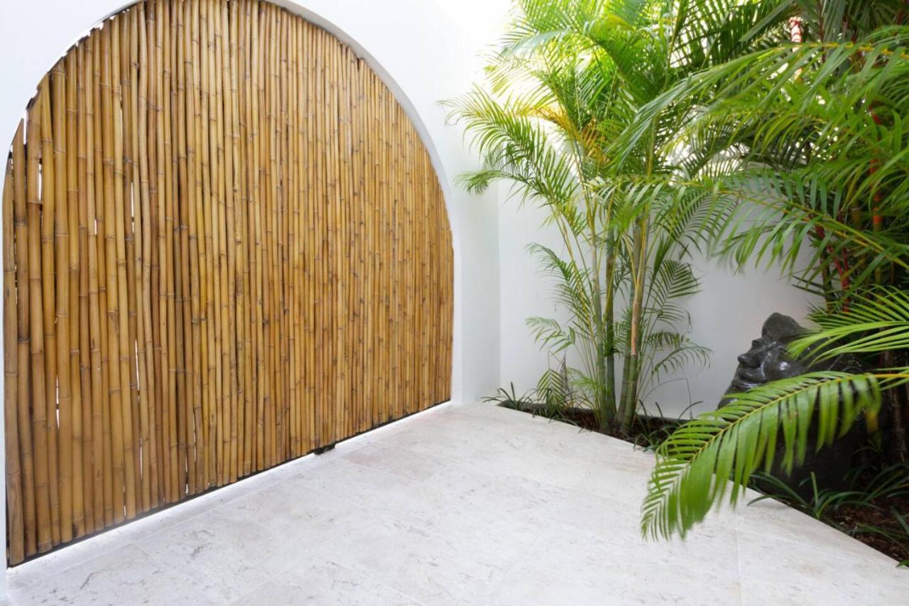 C 8br Luxury Seaview Villa, 2 Swimming Pools