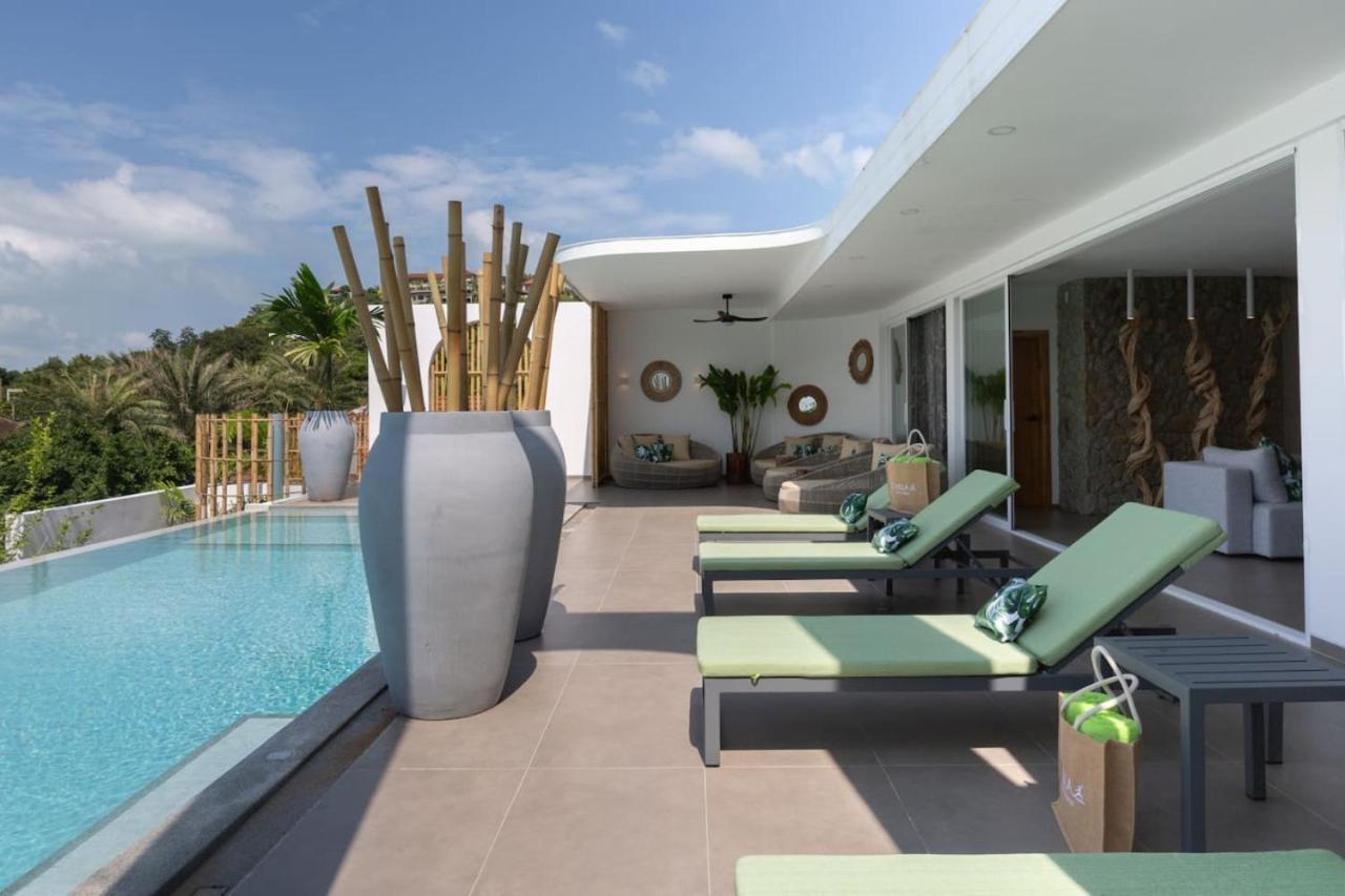 Villa C 8br Luxury Seaview Villa, 2 Swimming Pools *