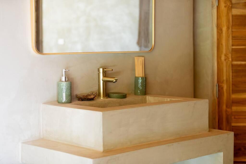 Carbana Lodge, 1 Bedroom - Eco Lodge,