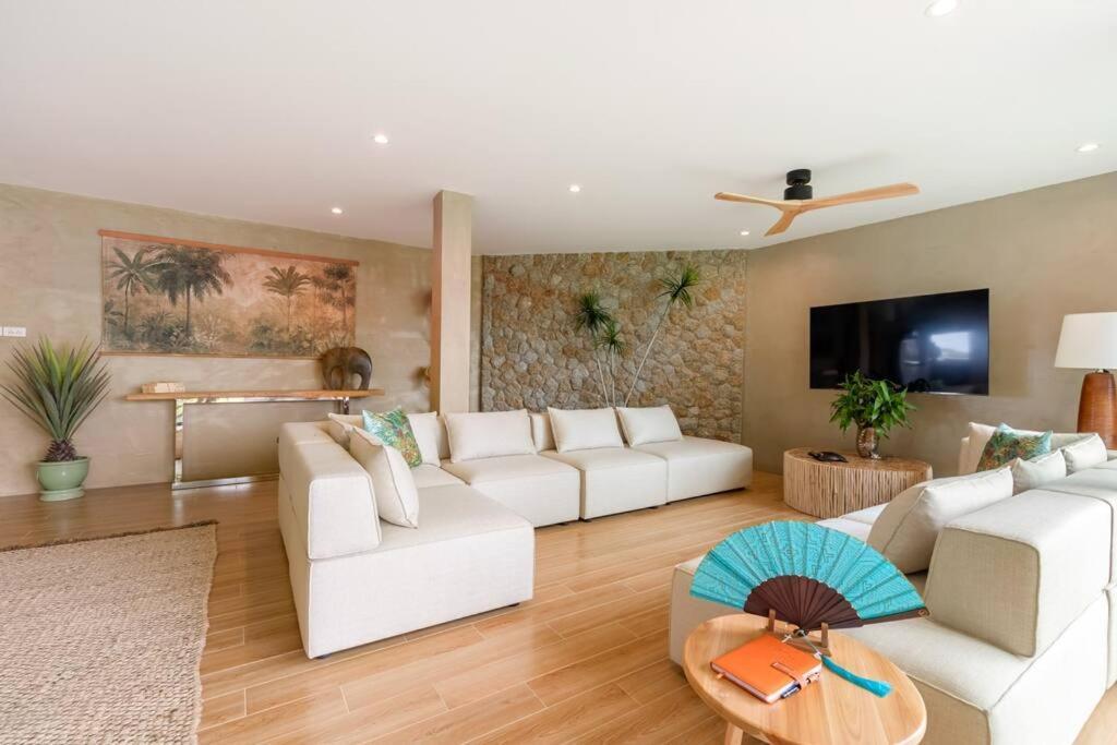 Carbana Lodge, 2 Bedrooms - Eco Lodge, *