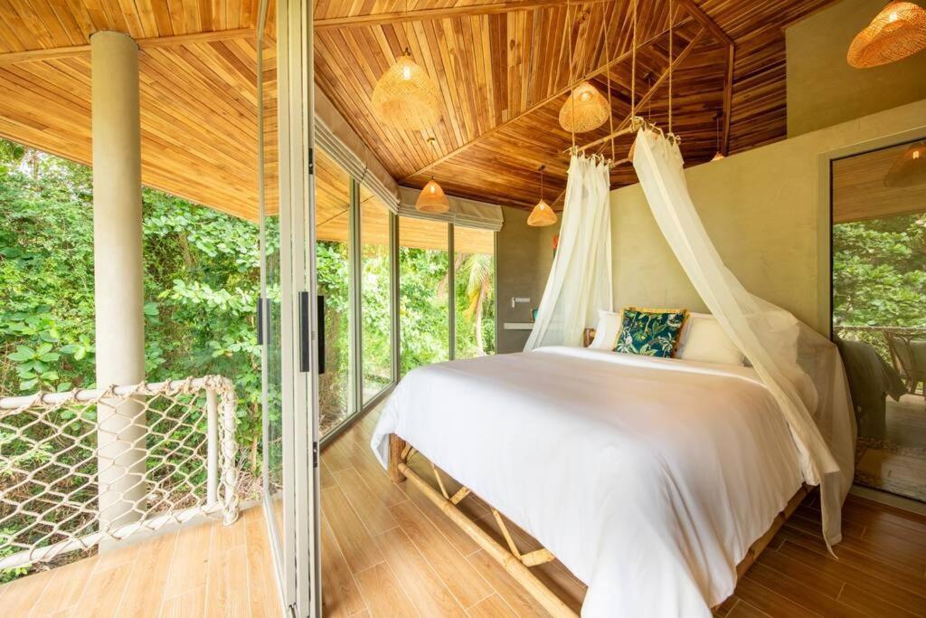 Carbana Lodge, 2 Bedrooms - Eco Lodge, Koh Samui