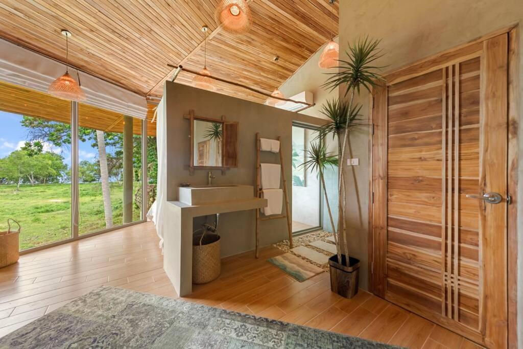 Carbana Lodge, 2 Bedrooms - Eco Lodge, *