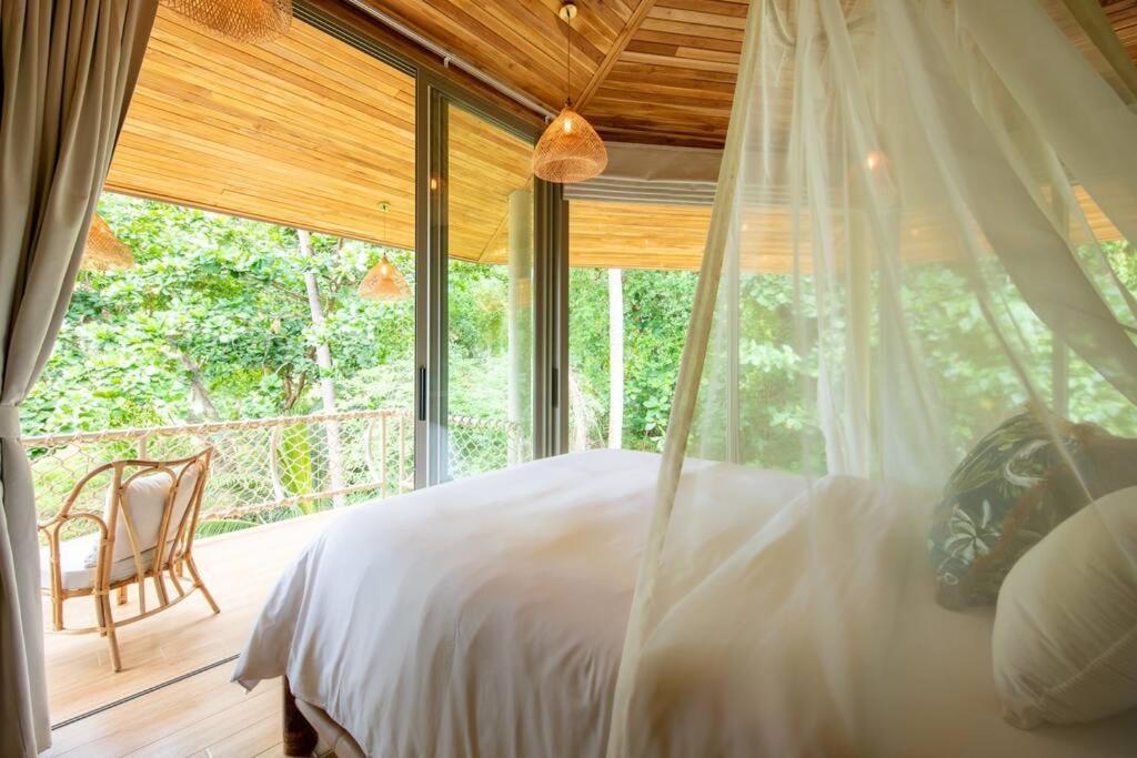 Carbana Lodge, 2 Bedrooms - Eco Lodge,