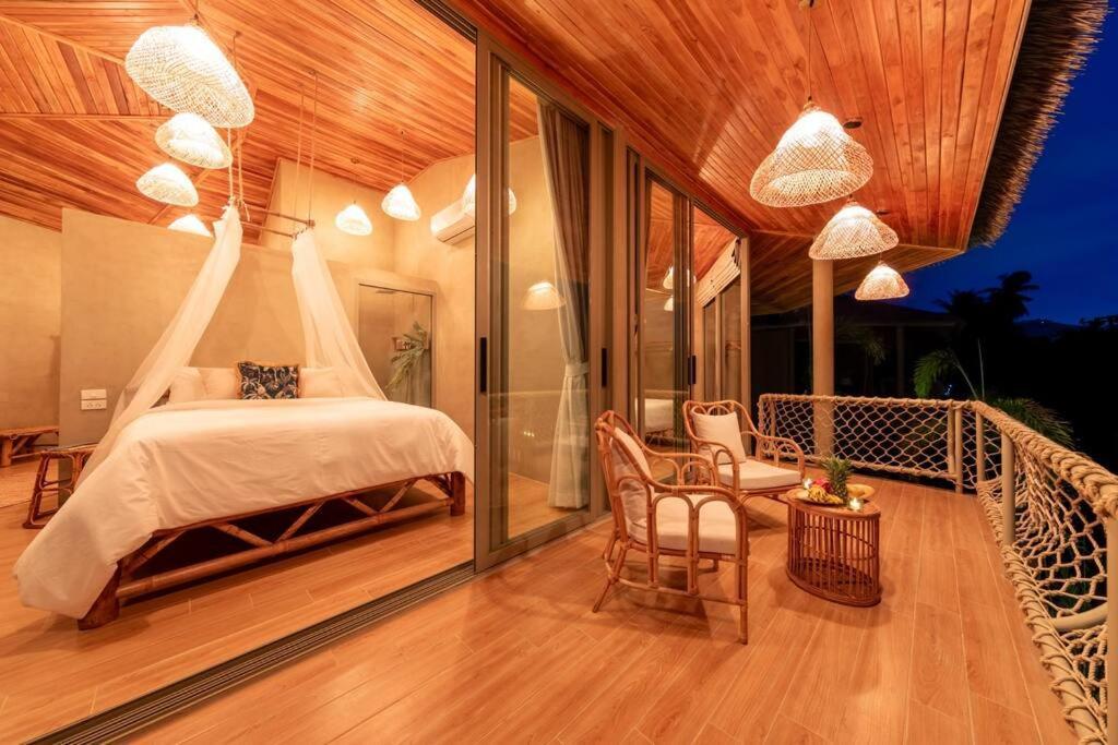 Carbana Lodge, 2 Bedrooms - Eco Lodge, Villa