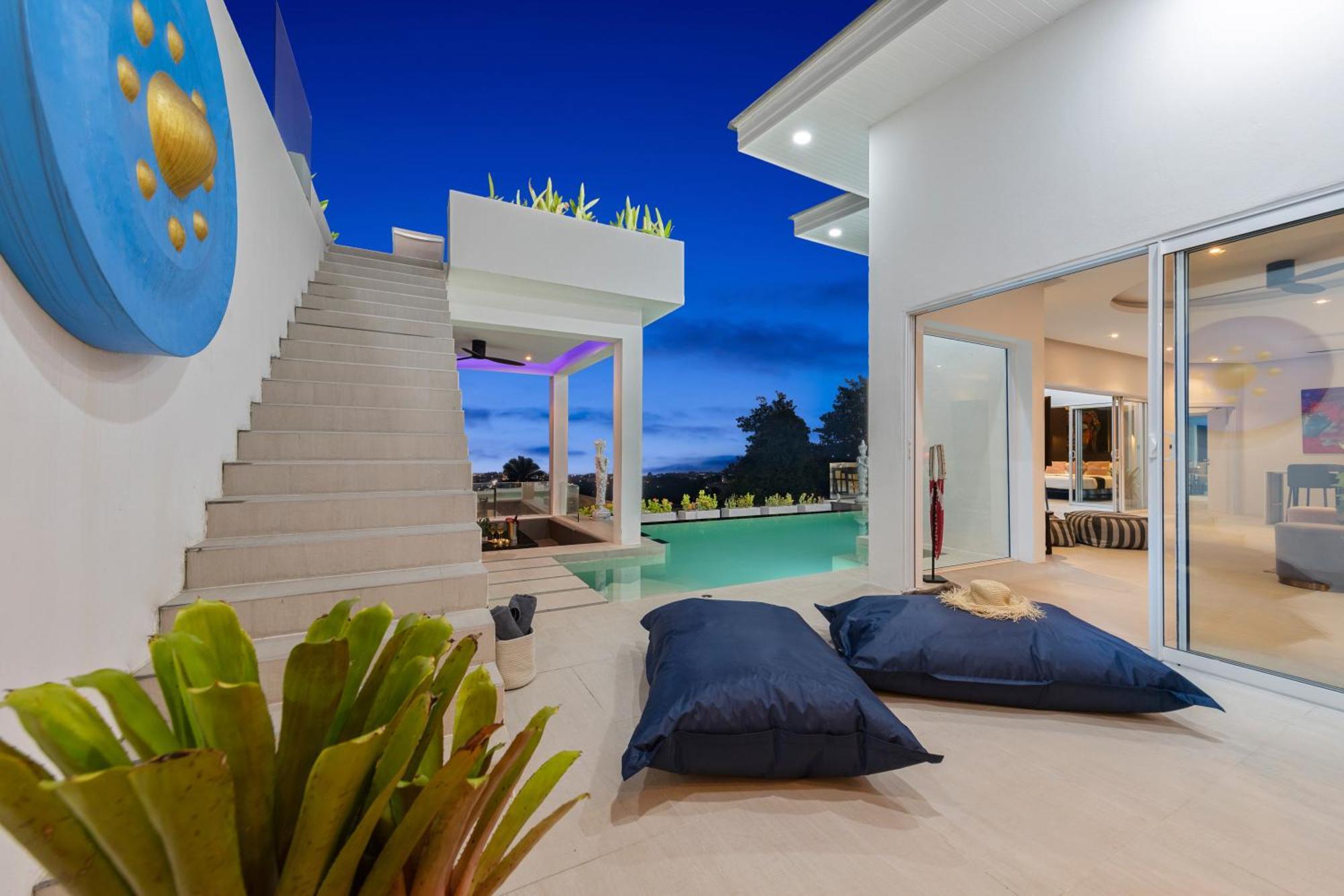 Villa Saora - Beautiful Seaview *