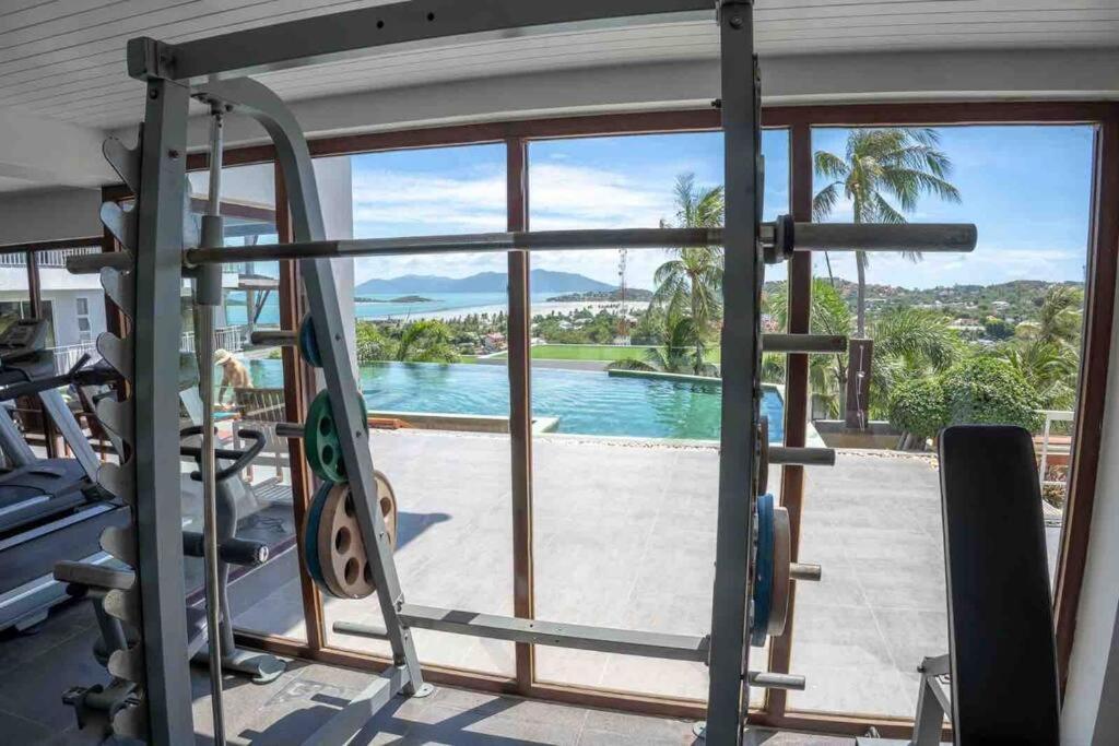 Spectacular 95sqm Sea View, Gym And Pool Facilities Apartment *