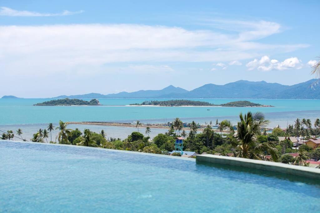Apartment Spectacular 95sqm Sea View, Gym And Pool Facilities Amphoe Koksamui
