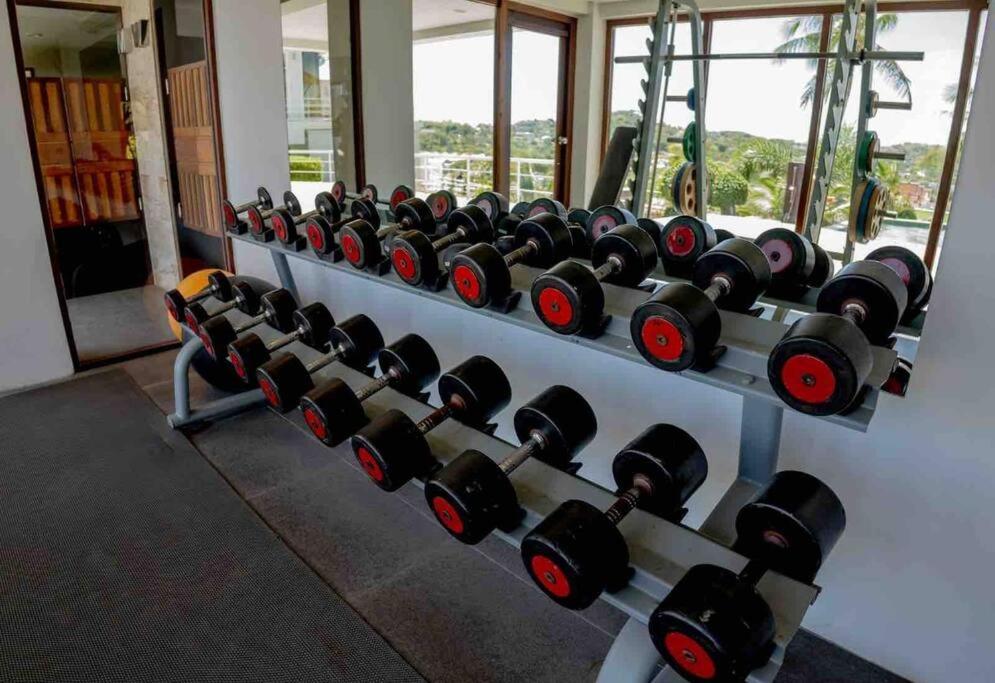 Spectacular 95sqm Sea View, Gym And Pool Facilities *