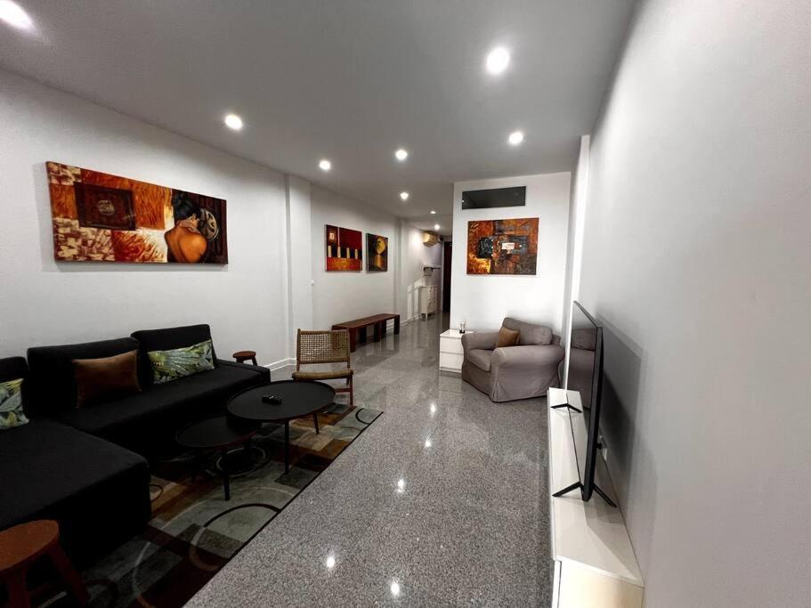 Spectacular 95sqm Sea View, Gym And Pool Facilities