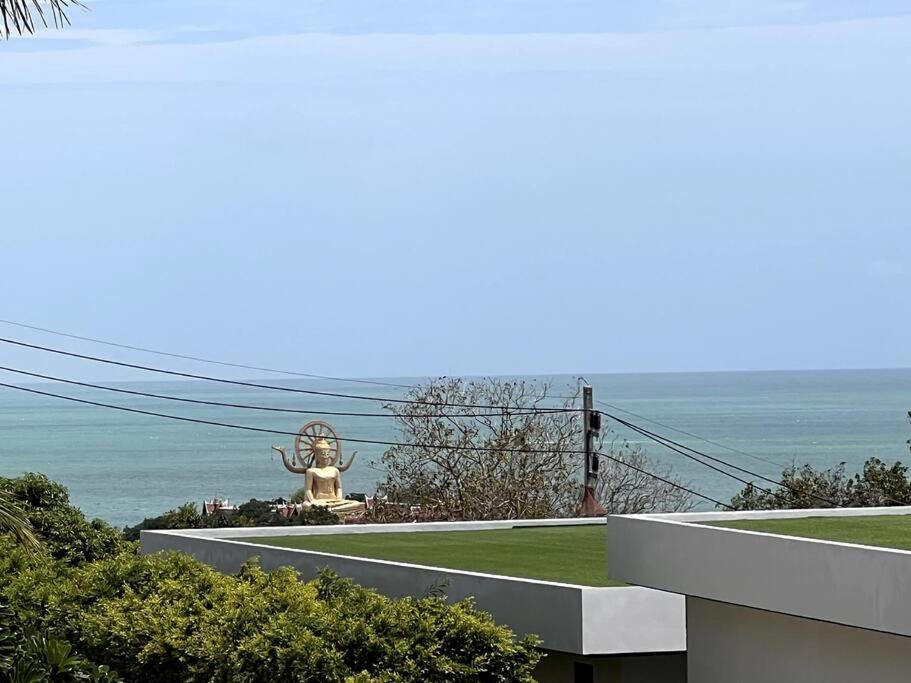 Apartment Spectacular 95sqm Sea View, Gym And Pool Facilities Amphoe Koksamui