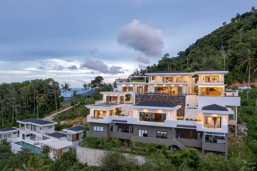 Paradise Peak Luxury Collection *
