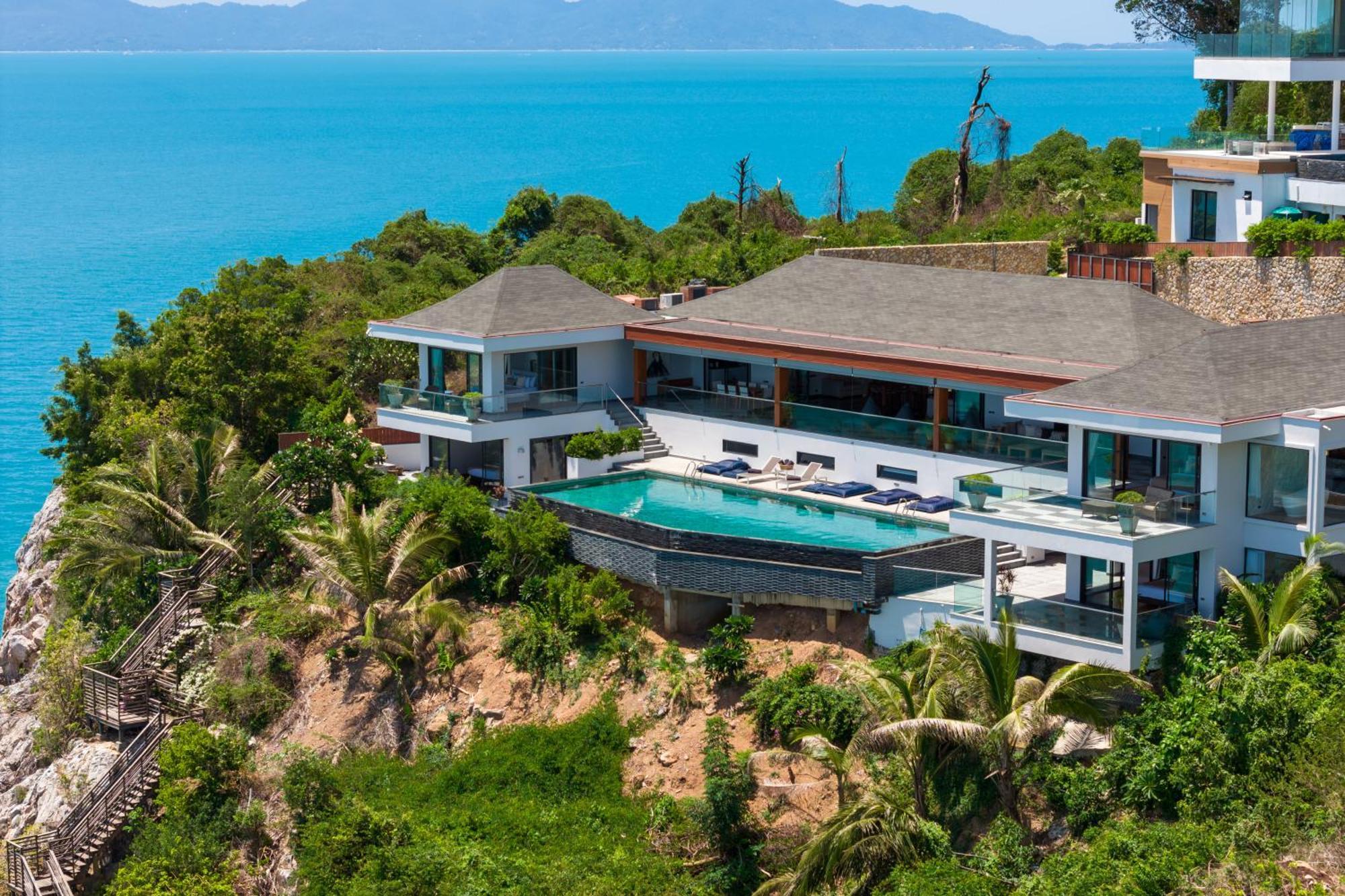 Agara-5 Bedroom Cliffside Ocean Front Villa *