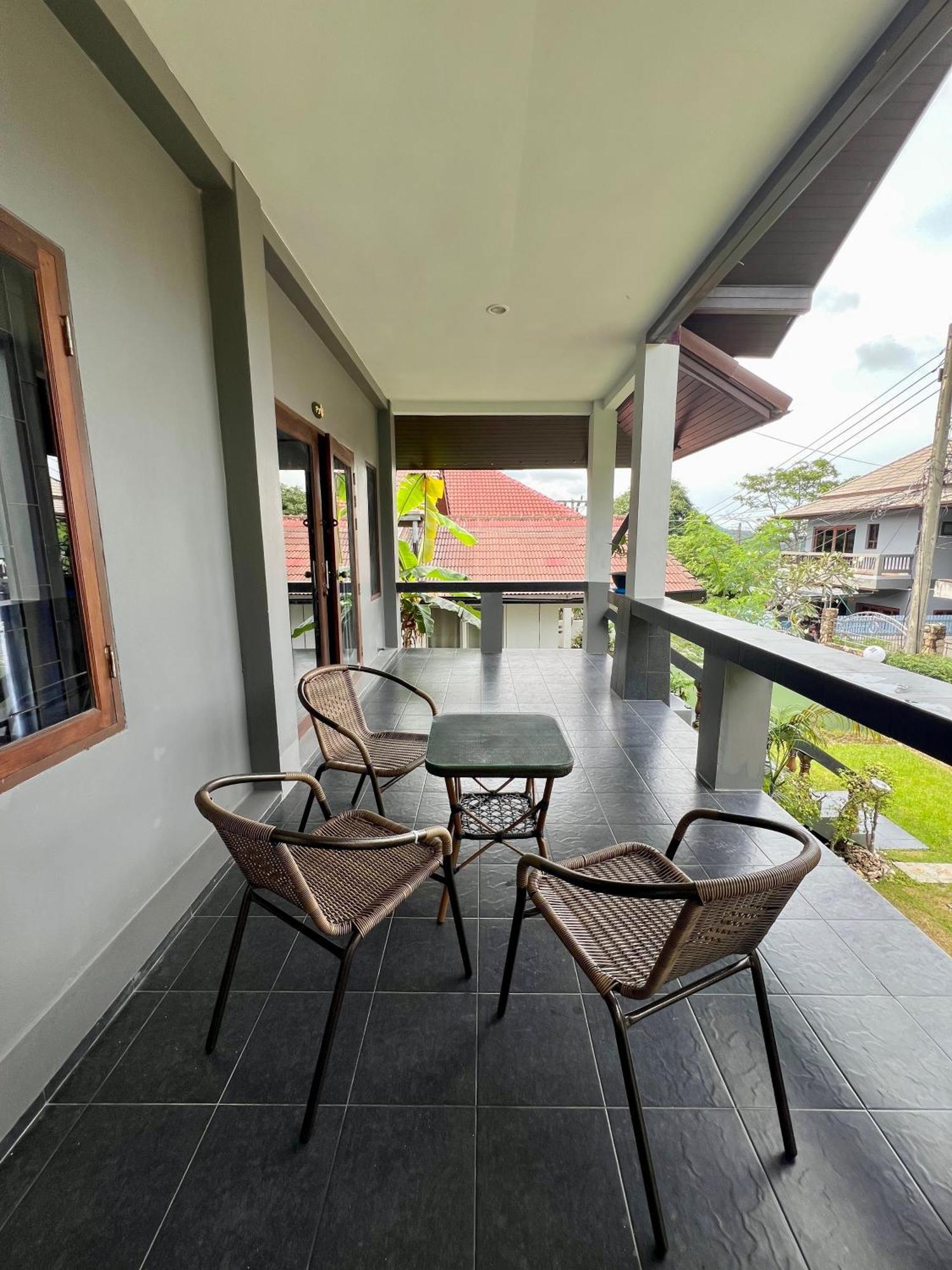 Chaweng Garden Samui Villa *