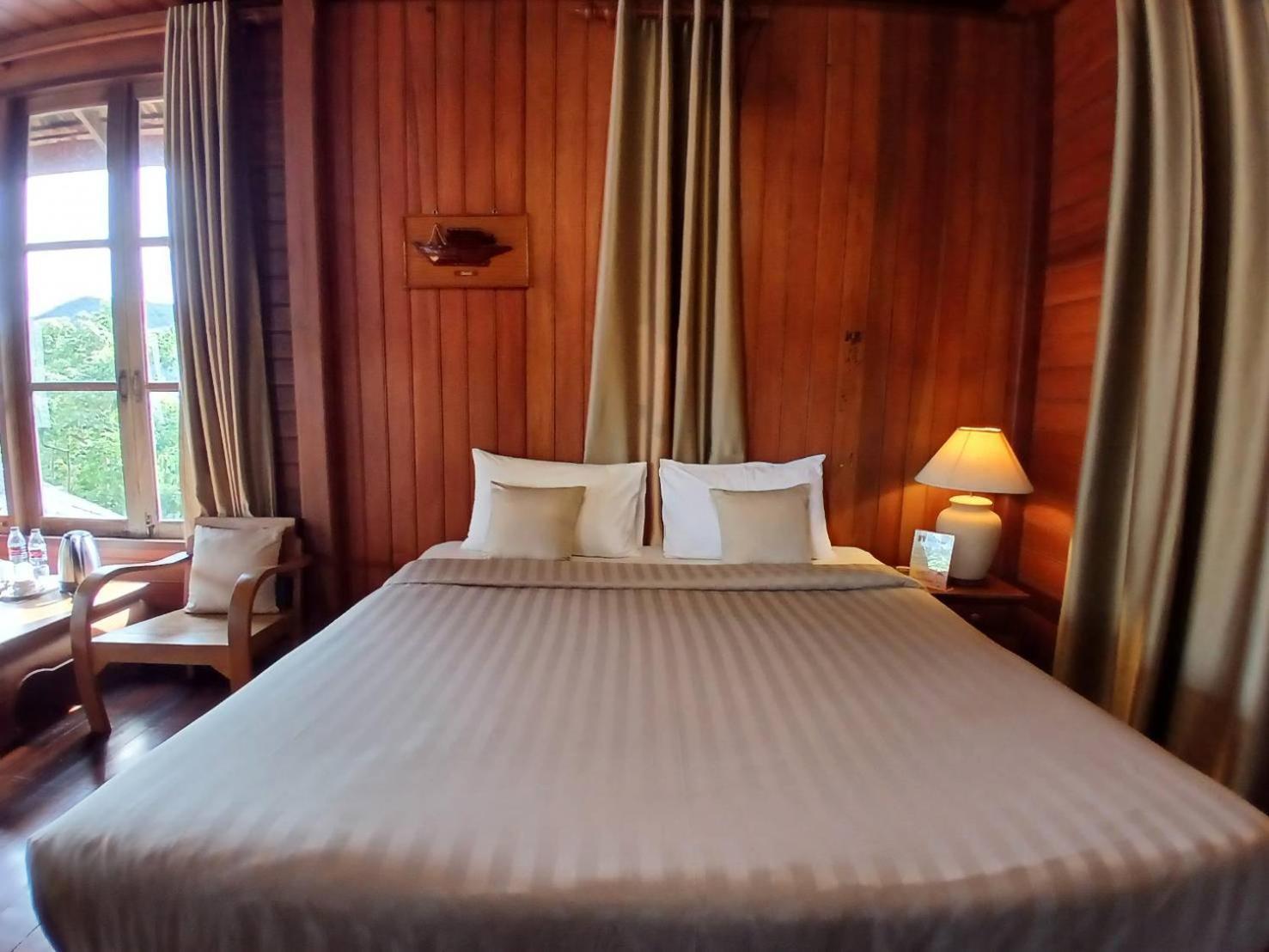 Samui Wooden Hill Apartment