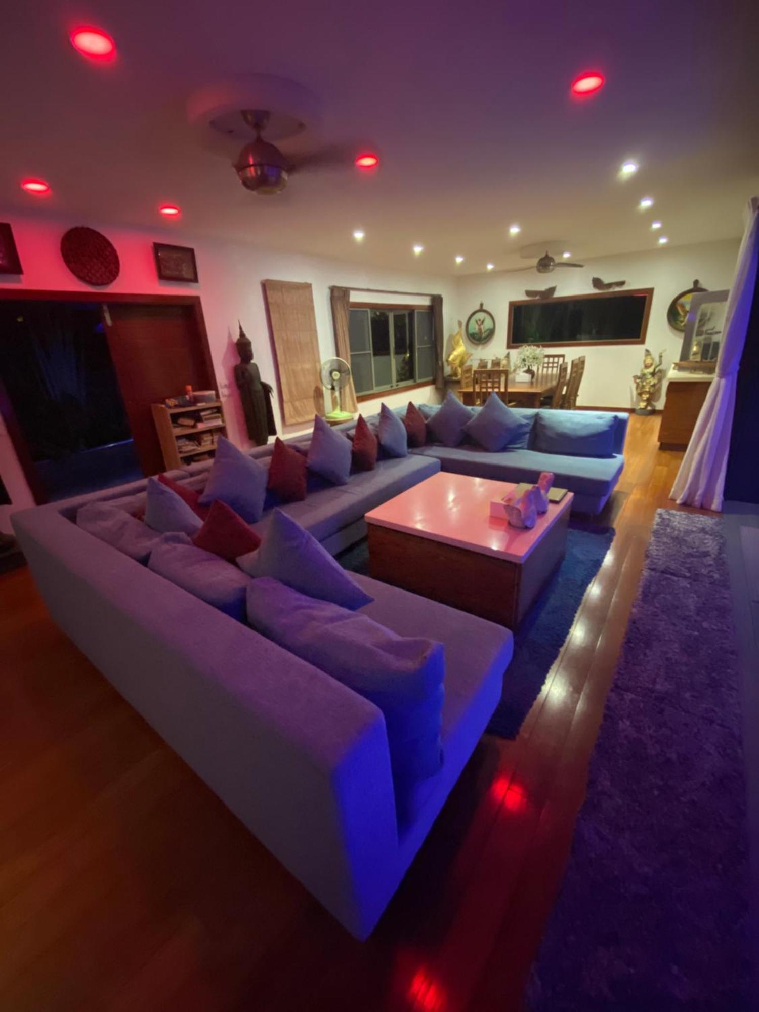 Stunning With Ocean Views And Free Car Villa