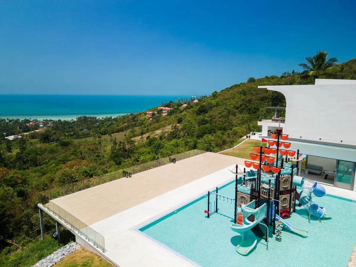 Villa Me Huge And Luxurious Ban Thong Phlu