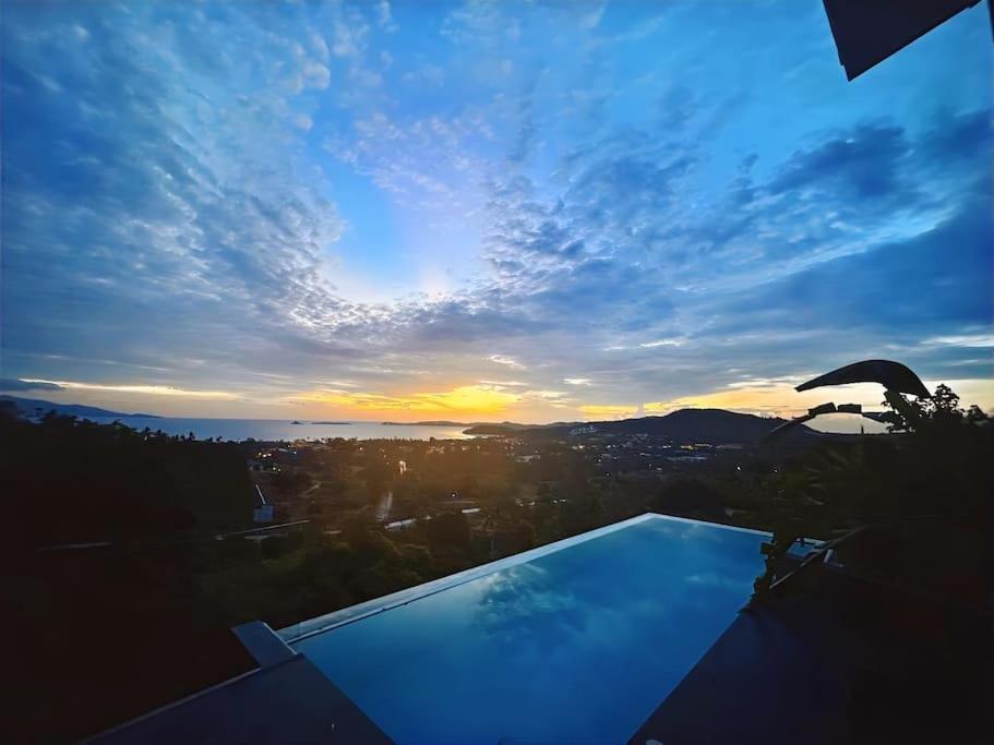 Samadhi Loft - Designer Loft With Unique Sea View