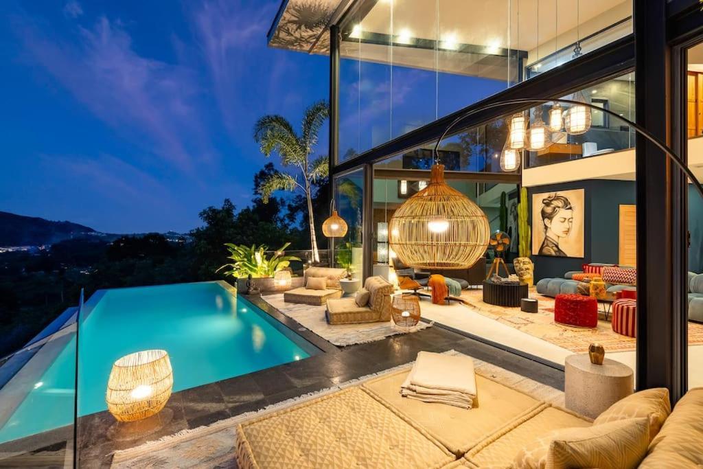 Samadhi Loft - Designer Loft With Unique Sea View Villa