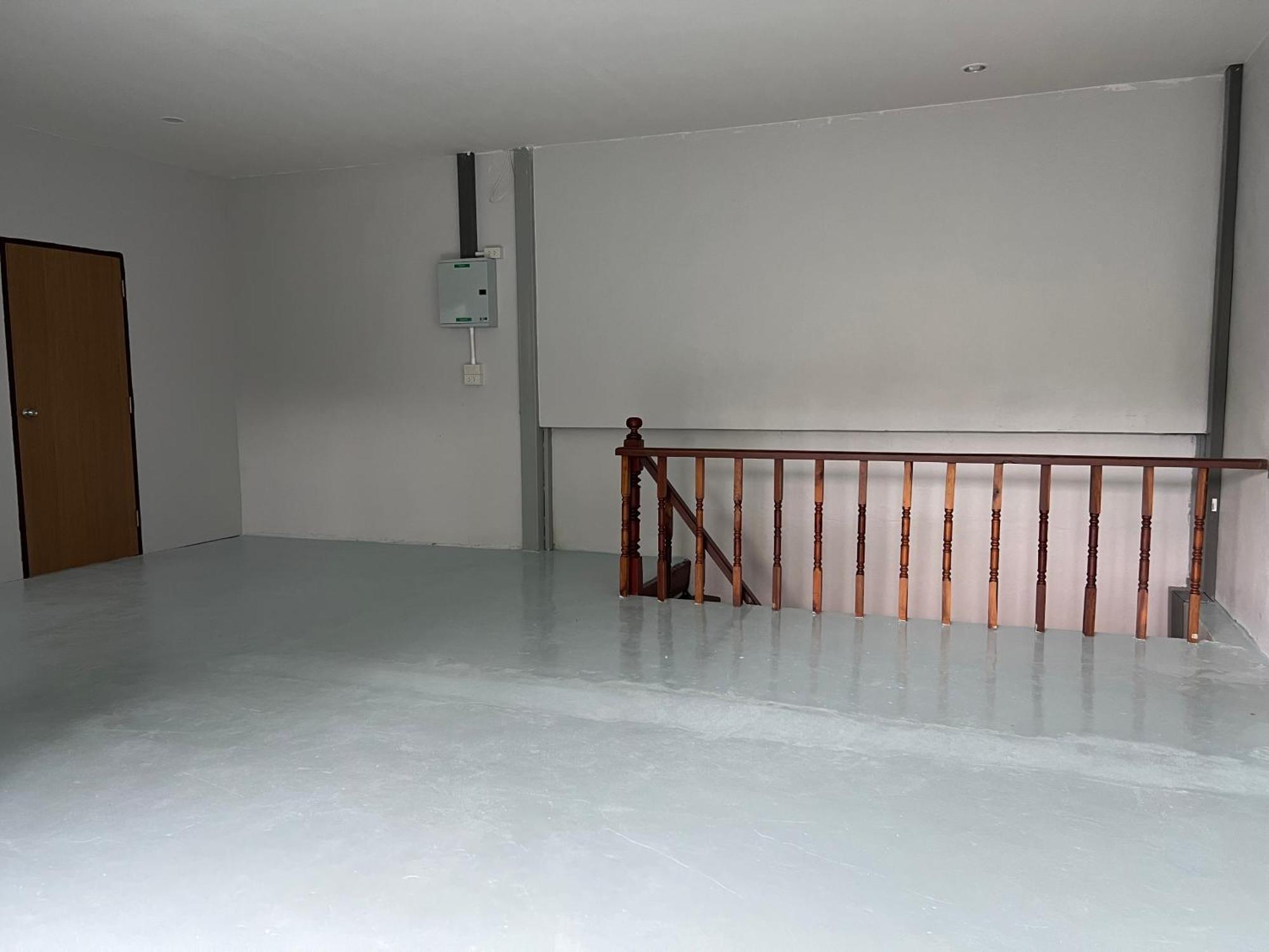 Yp Hostel *
