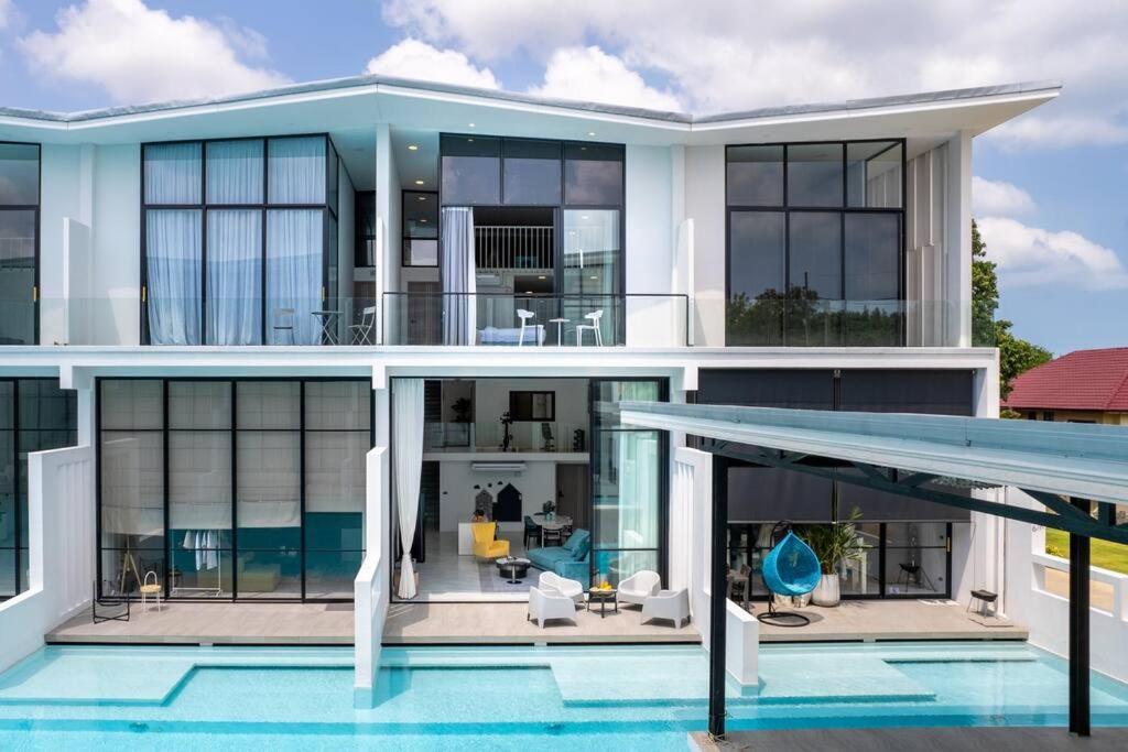 Holiday home Unique Townhouse Pool Slide Access Koh Samui