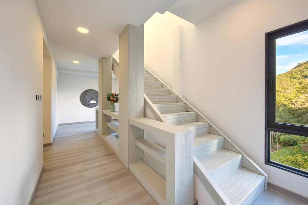 Massive 4 Bedroom With Cinema And Gym