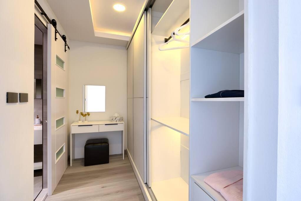 Massive 4 Bedroom With Cinema And Gym Koh Samui