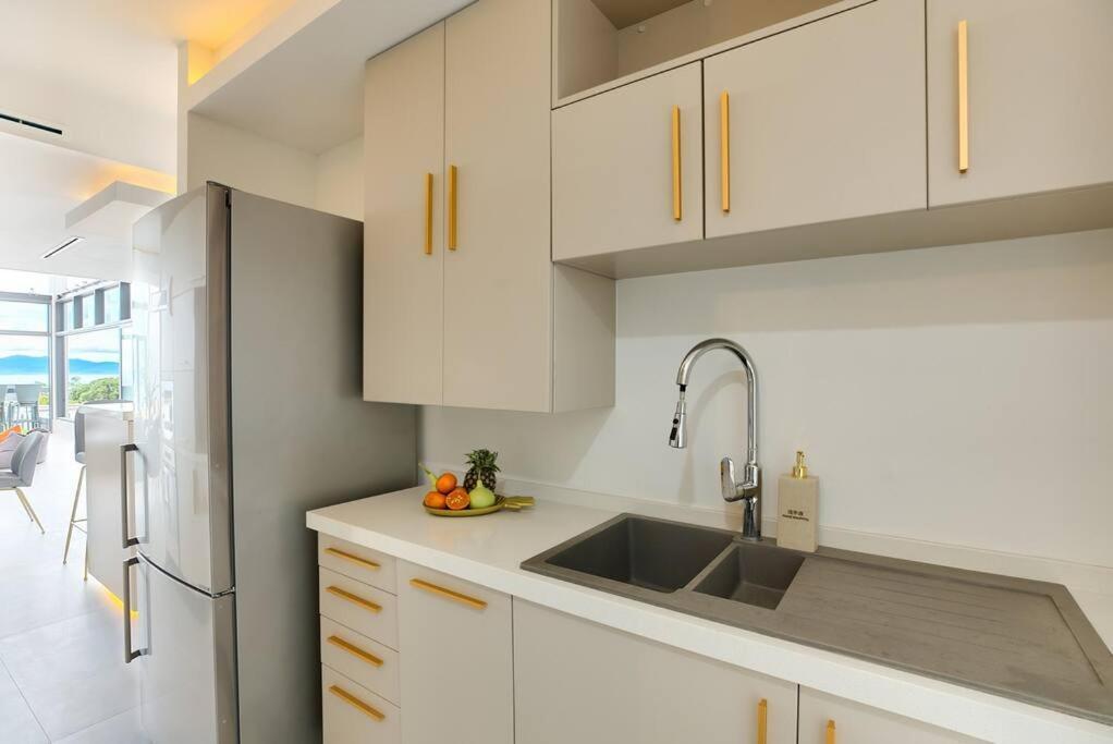 Luxury Sunset House,home Gym,cinema Room,rooftop * Koh Samui