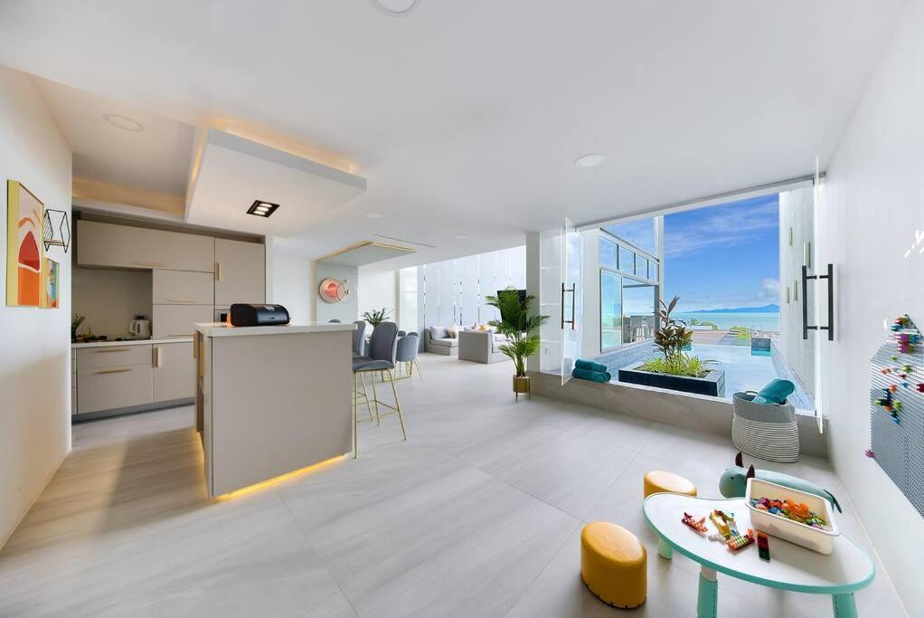 Holiday home Luxury Sunset House,home Gym,cinema Room,rooftop Koh Samui