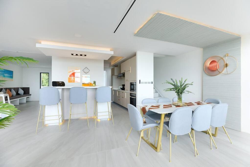 Luxury Sunset House,home Gym,cinema Room,rooftop *