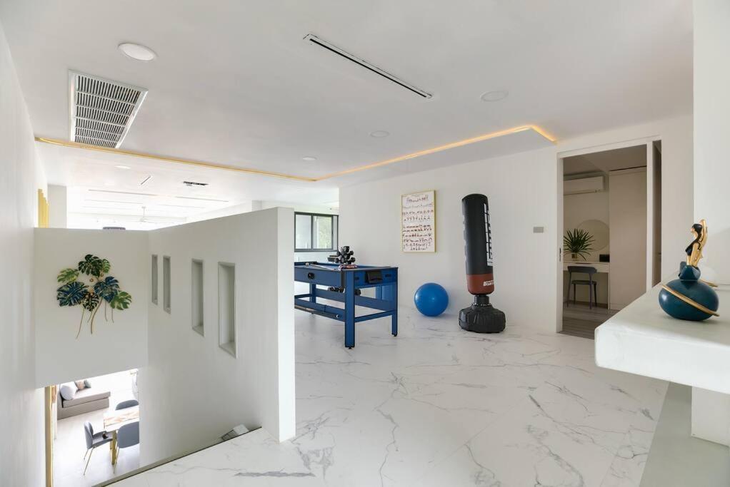 Holiday home Luxury Sunset House,home Gym,cinema Room,rooftop *