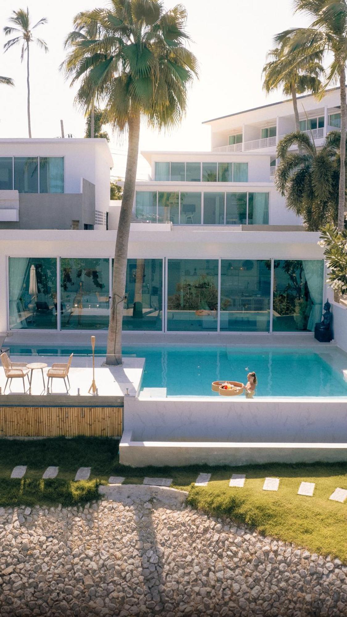 Beachfront Secret Tides Sol Villa *