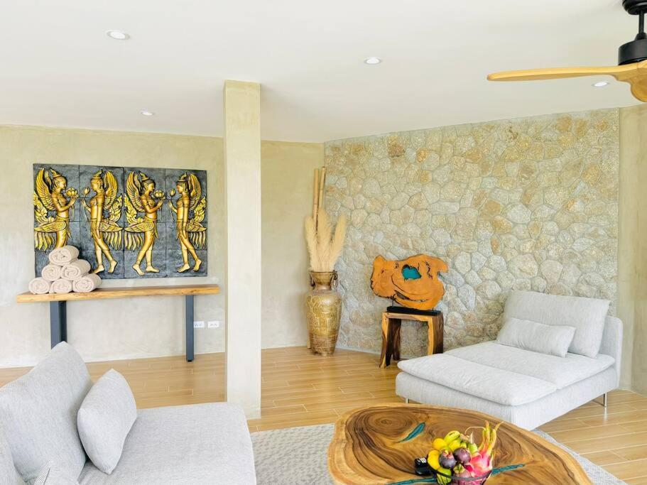 Lovely Villa, 2 Bedrooms & 1 Room, Villa