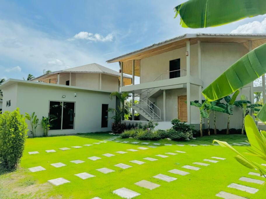 Lovely Villa, 2 Bedrooms & 1 Room, Villa