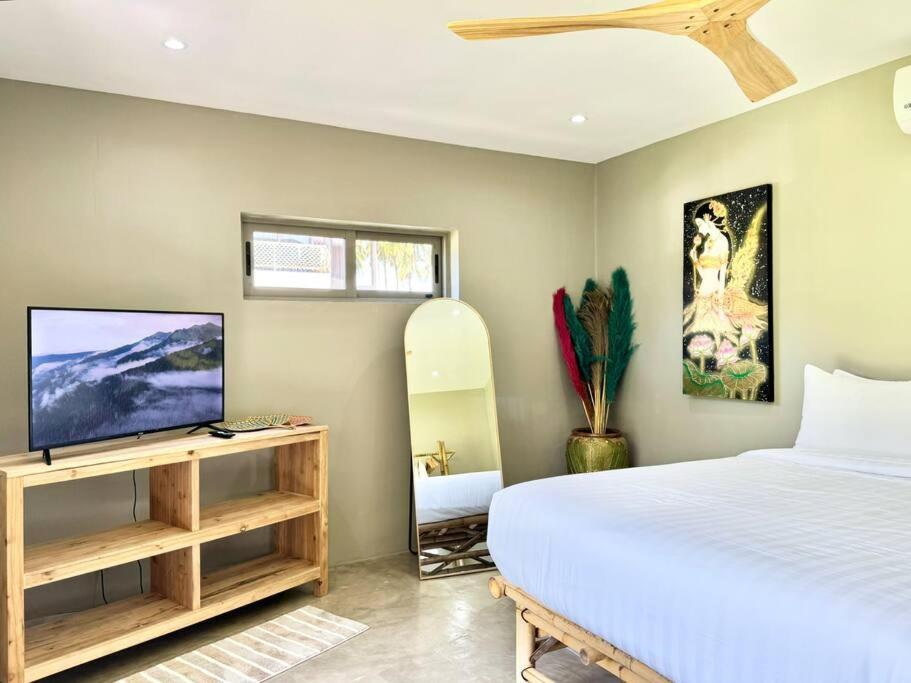 Lovely Villa, 2 Bedrooms & 1 Room, Villa Koh Samui