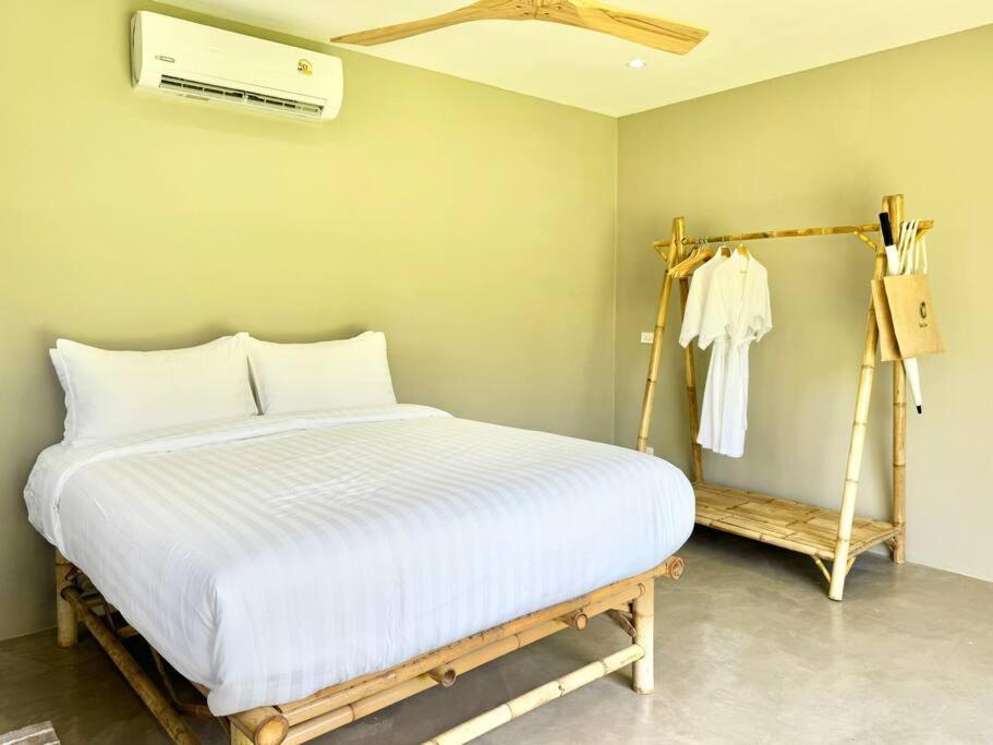 Lovely Villa, 2 Bedrooms & 1 Room, Villa Koh Samui