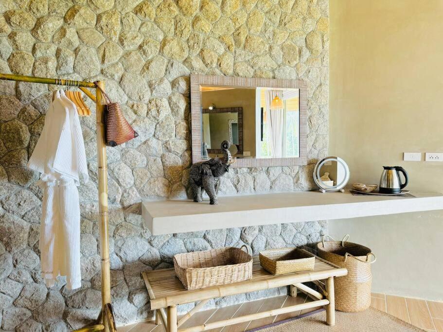 Lovely Villa, 2 Bedrooms & 1 Room, Villa Koh Samui