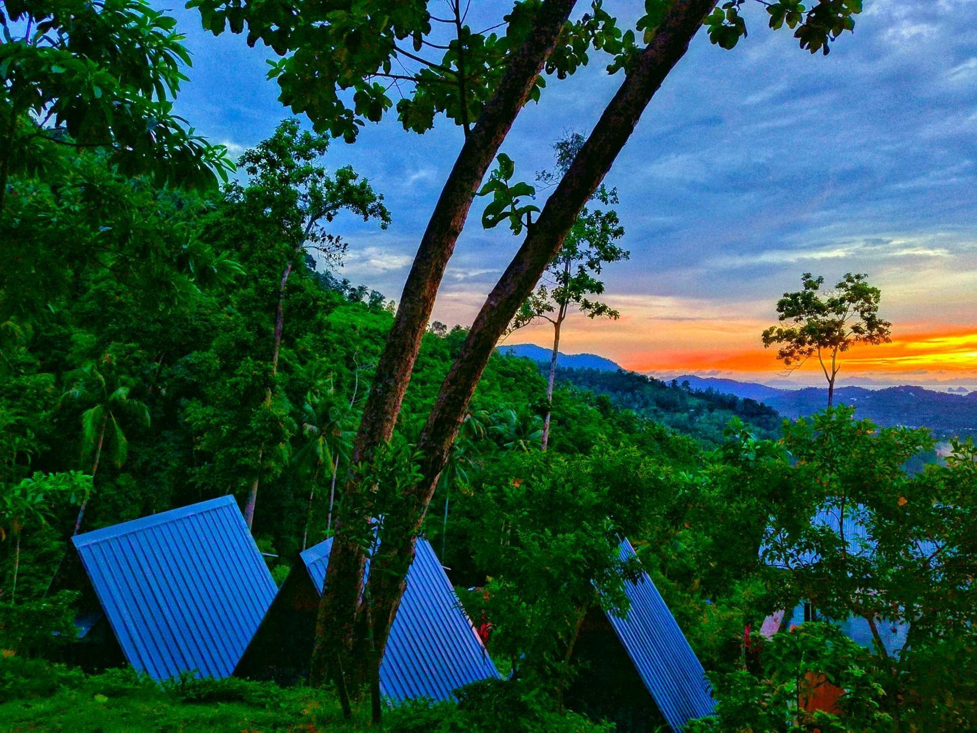 Sz Samui Glamping Acampamento Ban Sa Ket