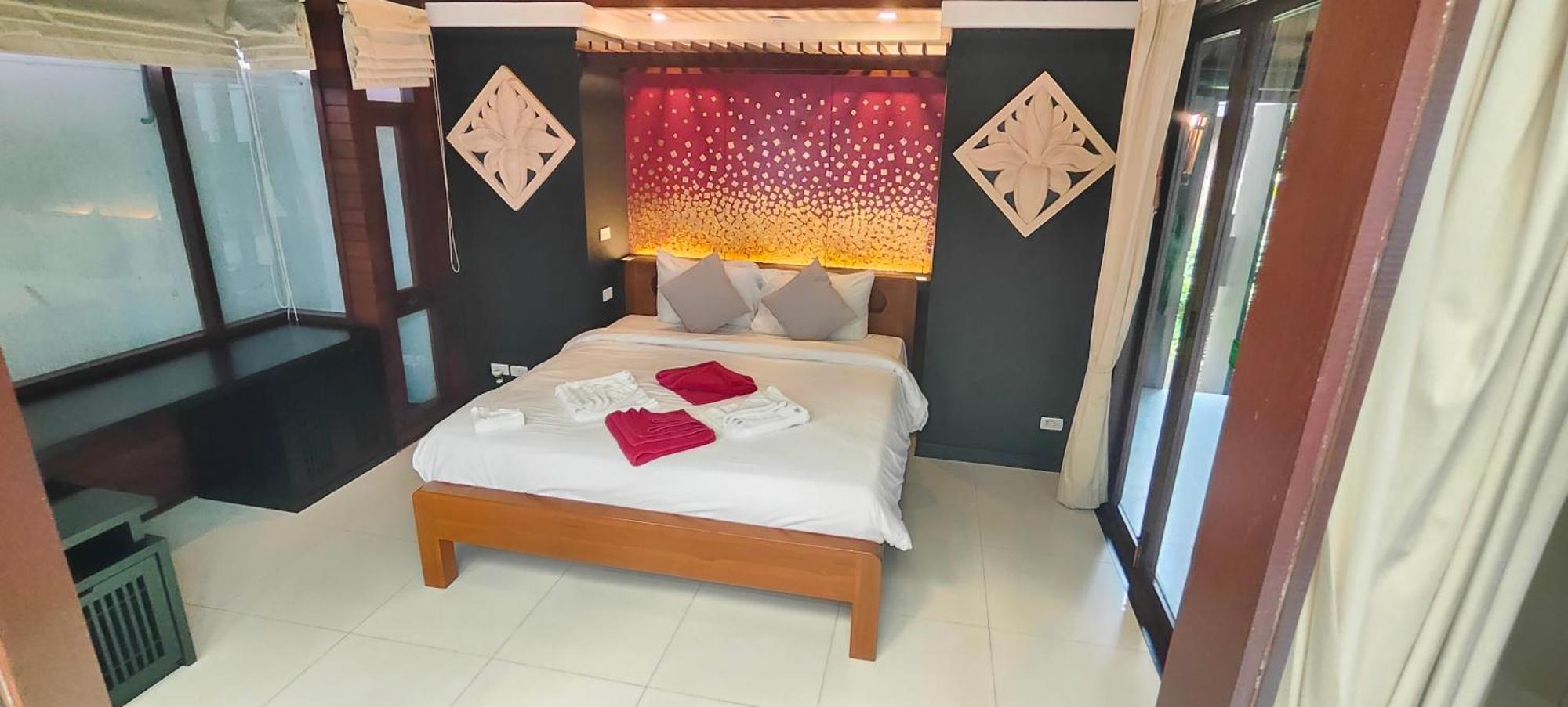 Bhundhari & Samui 4*