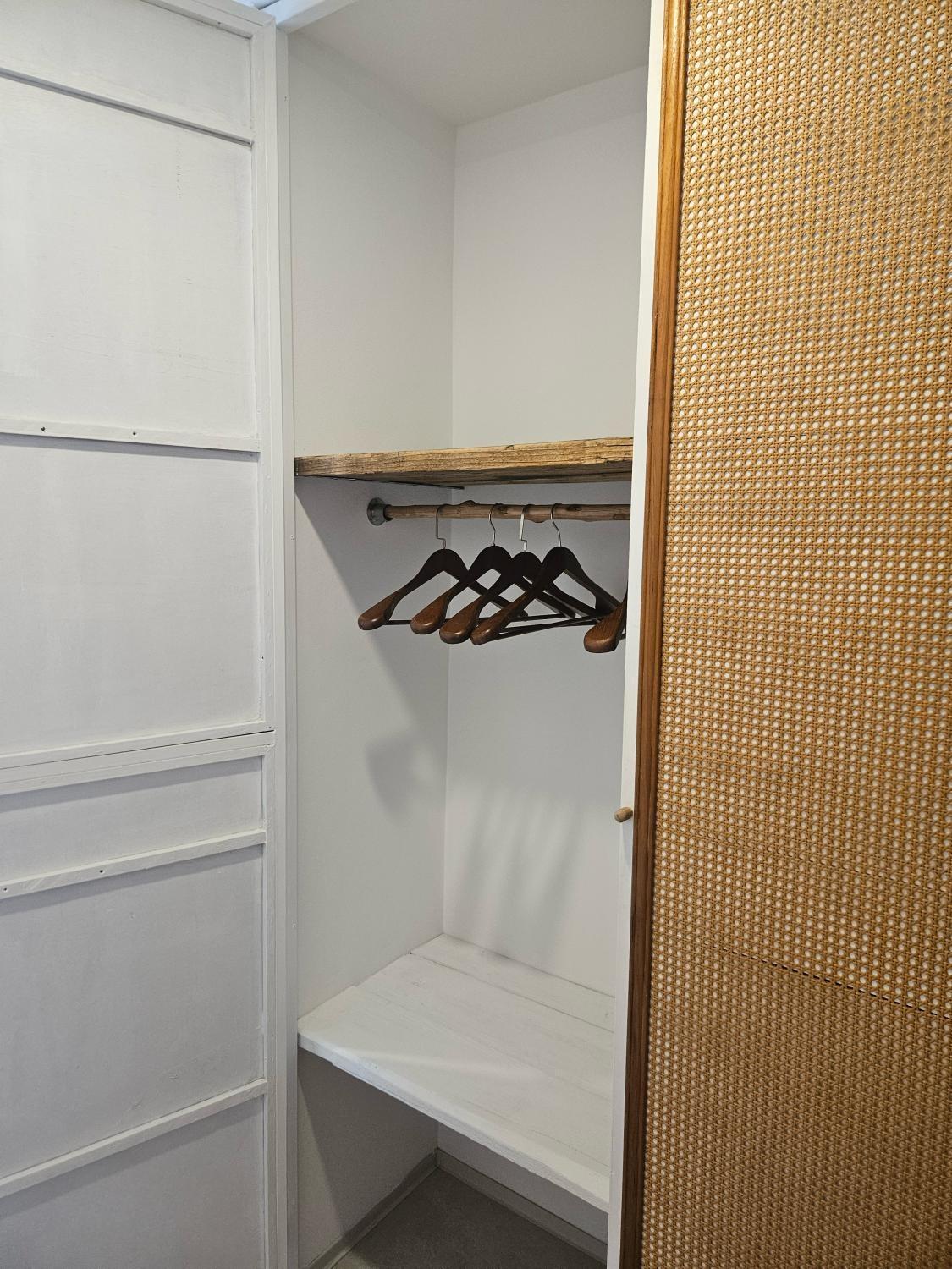 Aparthotel 8 Bedroom Monkey 203