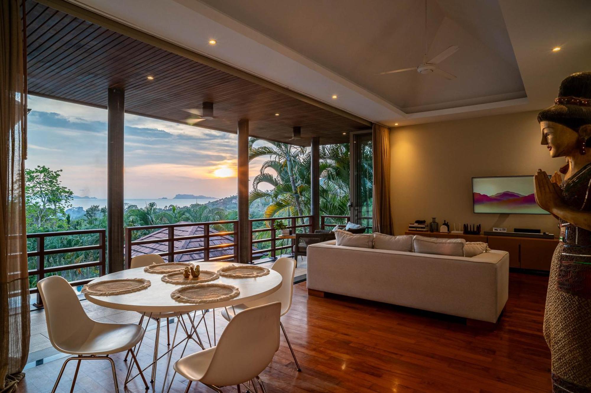 Red Palms 3br Private Pool Gym Cinema