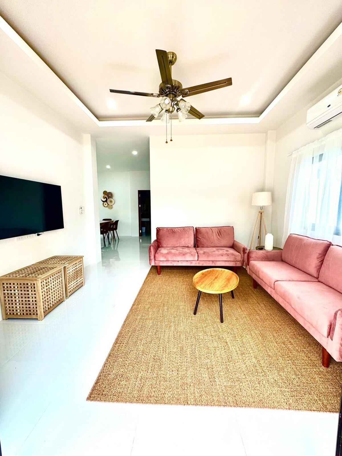 Luna Chaweng Samui Villa *