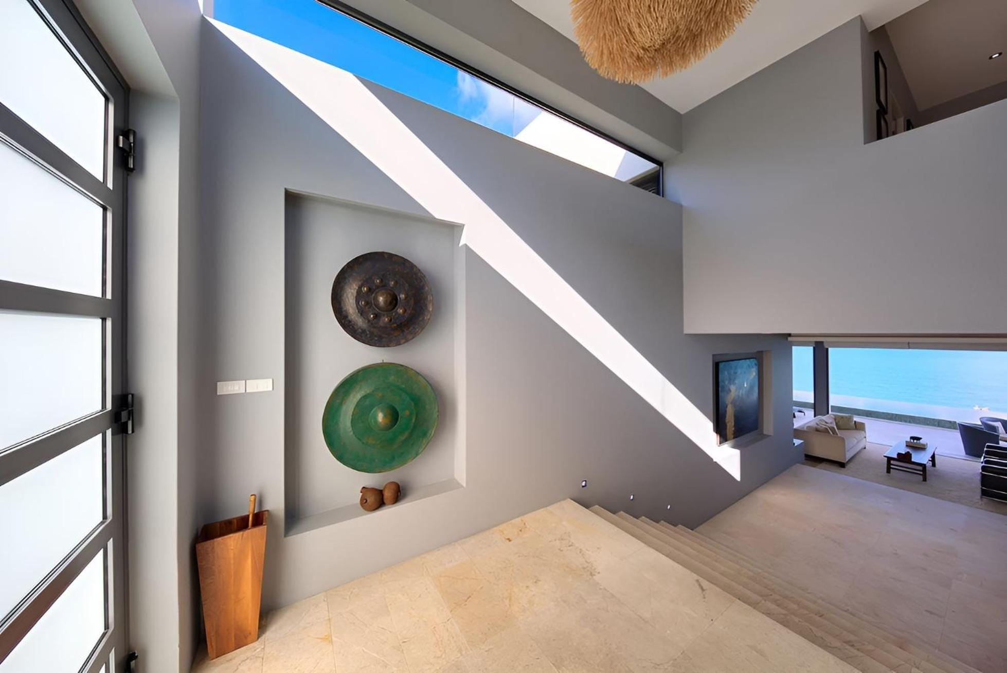 Luxurious 5 Bedroom Villa