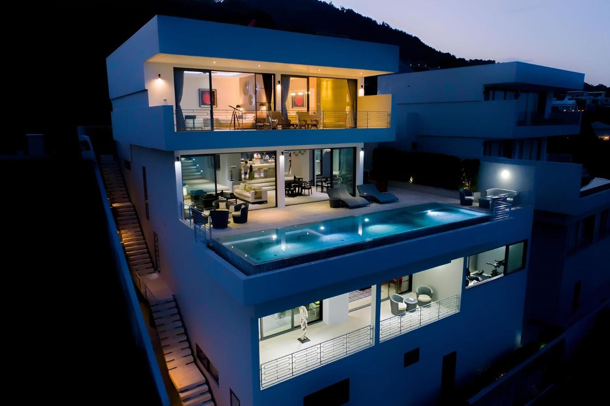Villa Luxurious 5 Bedroom *